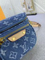 Louis Vuitton M82335 Mini Bumbag Shoulder Bags Size 17*12*9cm - Image 5