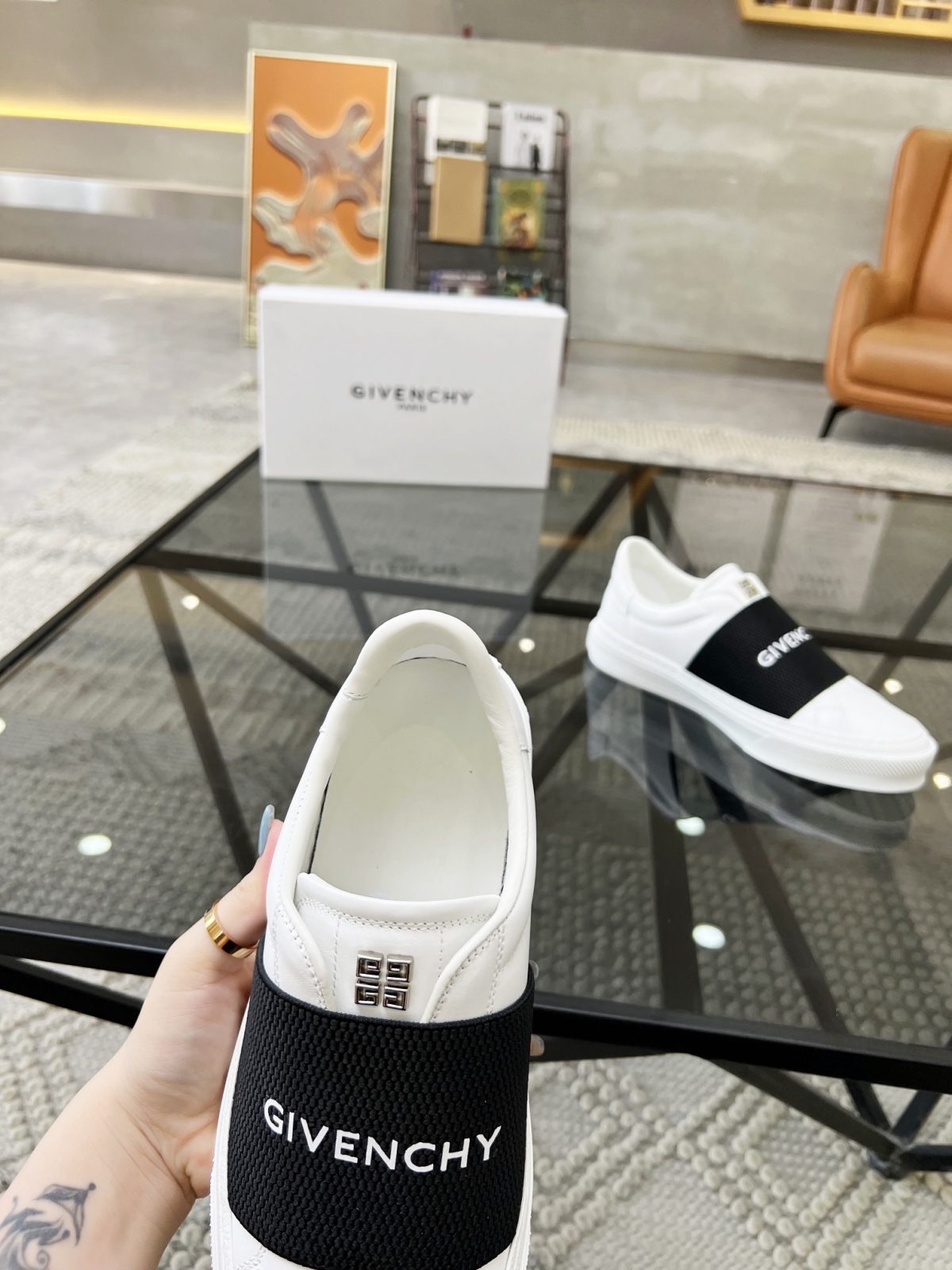 Givenchy TPU Sneaker Size 36-46 - Image 6