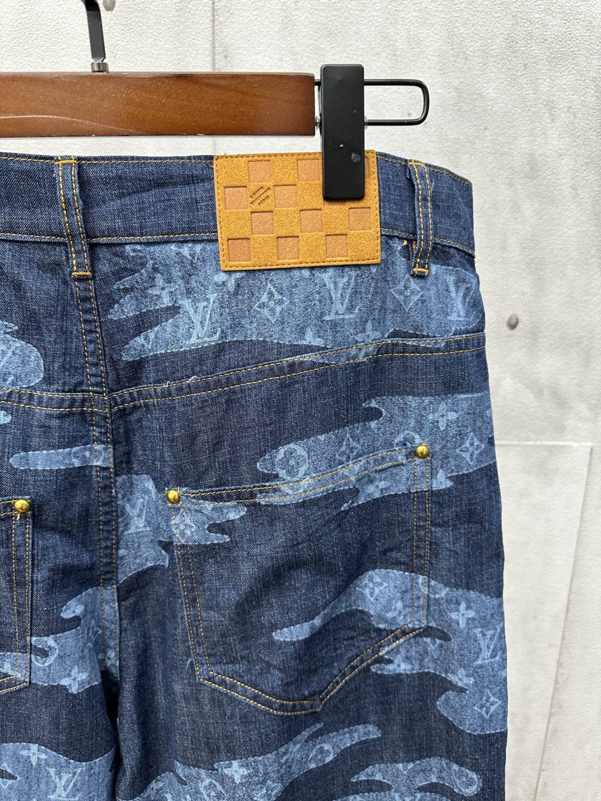 Louis Vuitton Unisex Shorts Size S-XL - Image 2