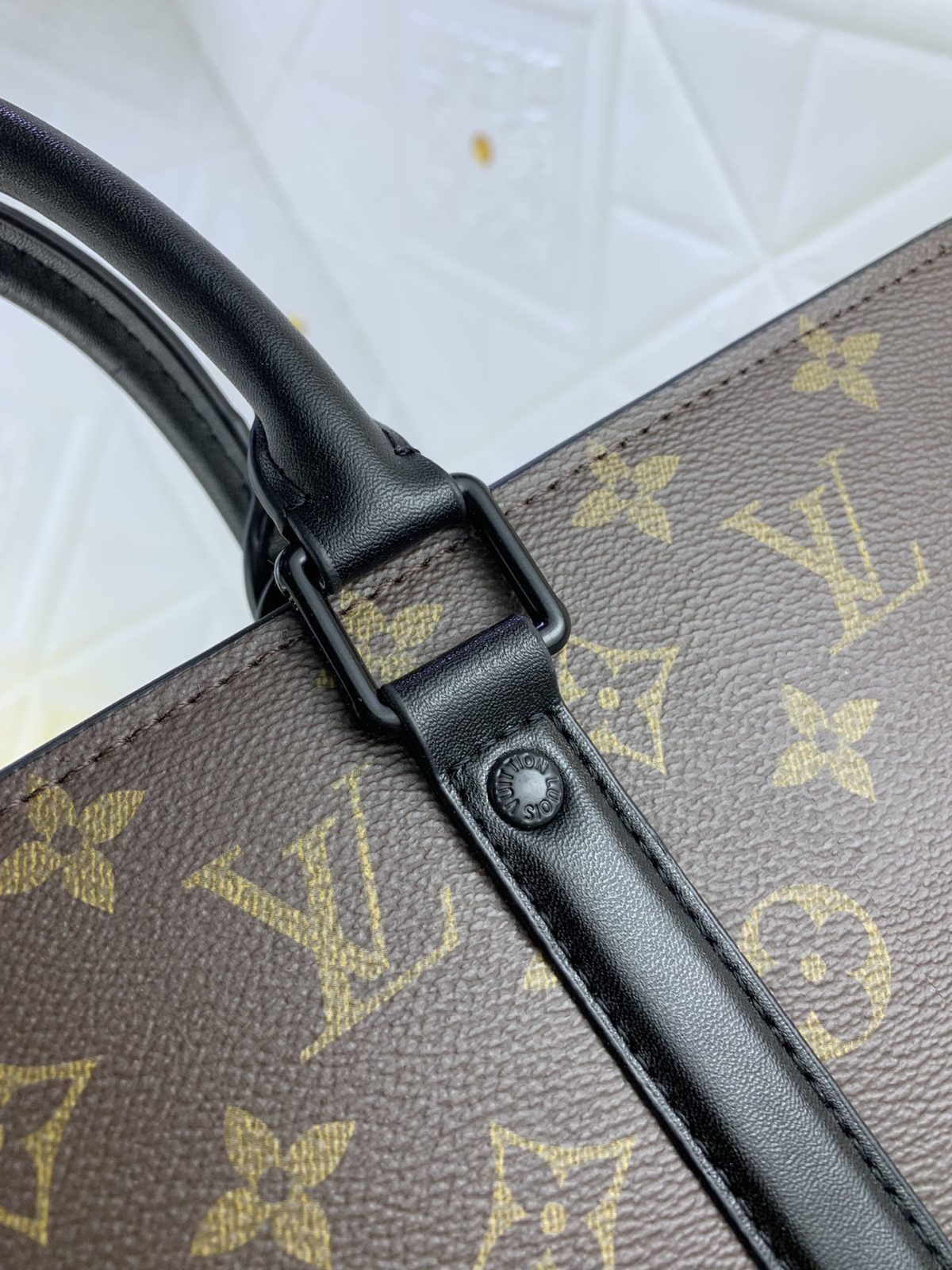 Louis Vuitton M45265 Sac Plat Horizontal Zippé Handbag Size 31*39*8cm - Image 5