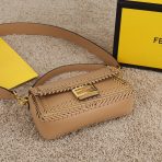 Fendi New Shoulder Bags 27*6*15cm - Image 6