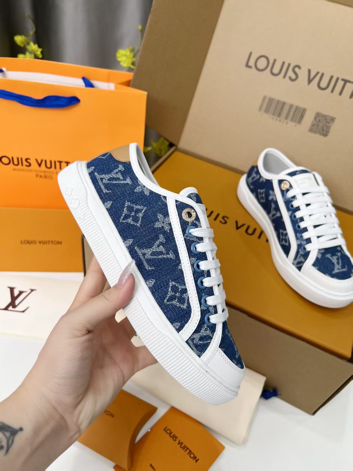 Louis Vuitton LV LAGOON Women Shoes Size 36-41 - Image 4