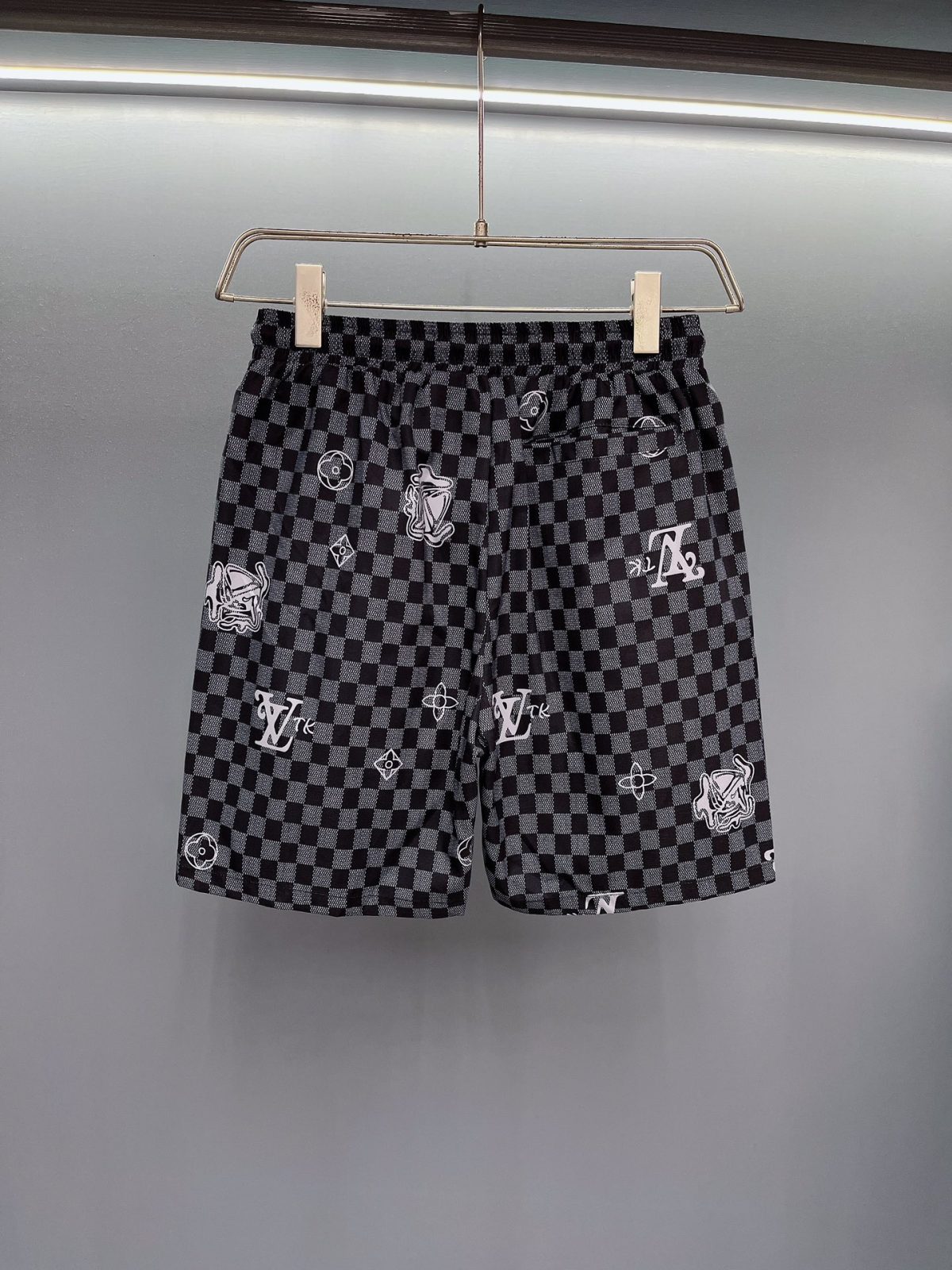 Louis Vuitton Beach Pants Size M-XXXL - Image 8