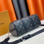 Louis Vuitton Keepall Bandoulière 25 Bags for Men - Image 9