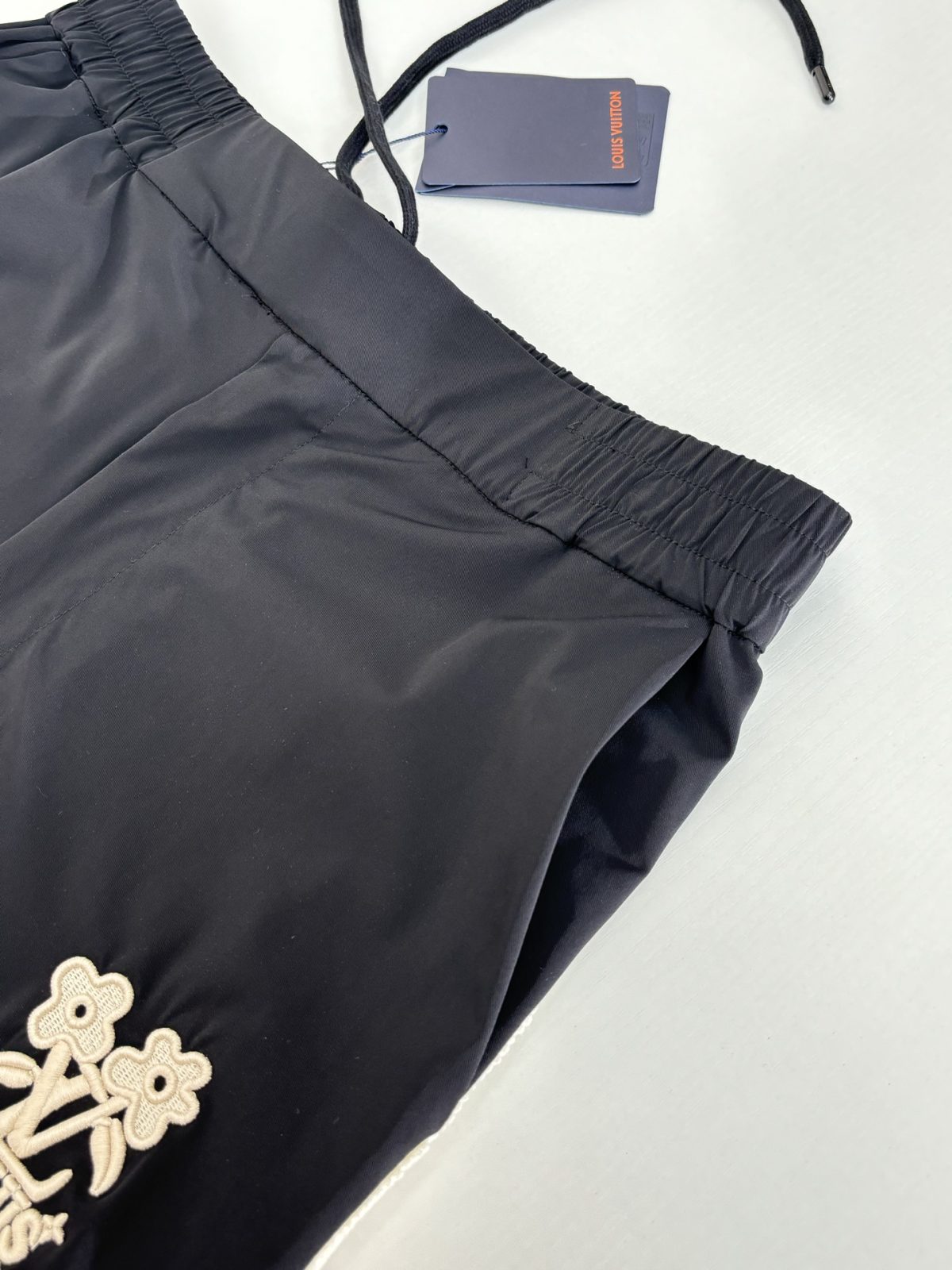 Louis Vuitton Unisex Pants Size S-XL - Image 7
