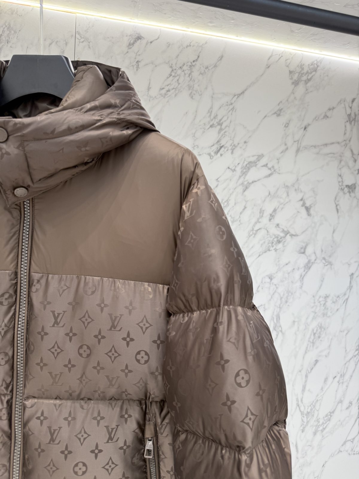 Louis Vuitton 25ss Unisex Winter Jacket Size 48-56 - Image 5