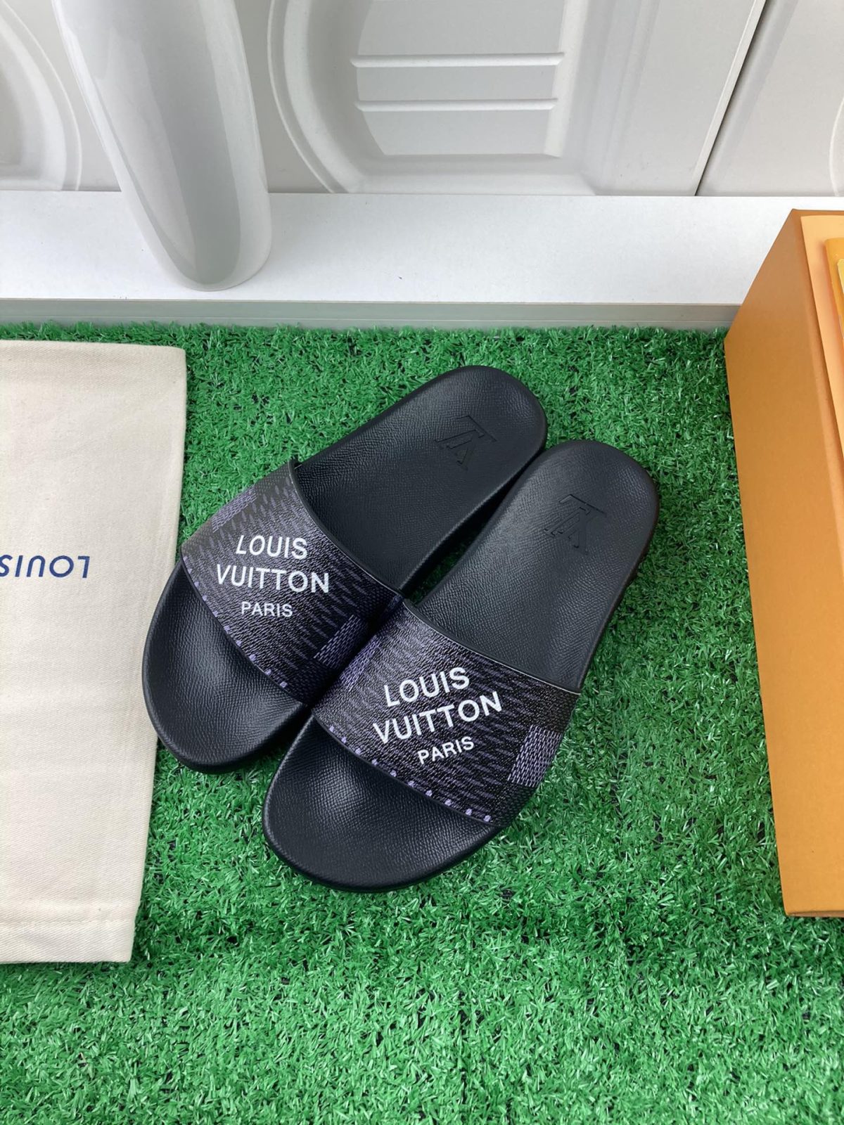 Louis Vuitton 2024ss Candy Series Slippers Size 36-45 - Image 2