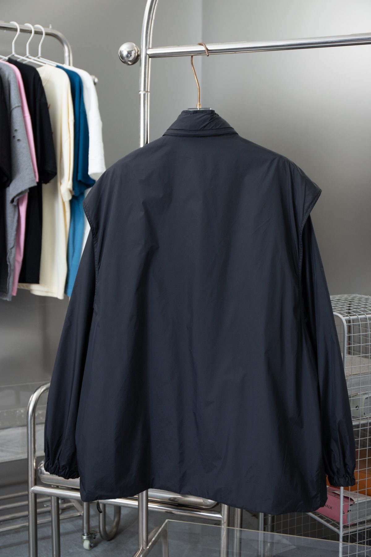 Balenciaga New Tracksuit Jacket Size S-XL - Image 5