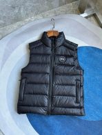 Canada Goose E2229 Crofton Vest-WD Men Winter Vest Size S-XXL - Image 3