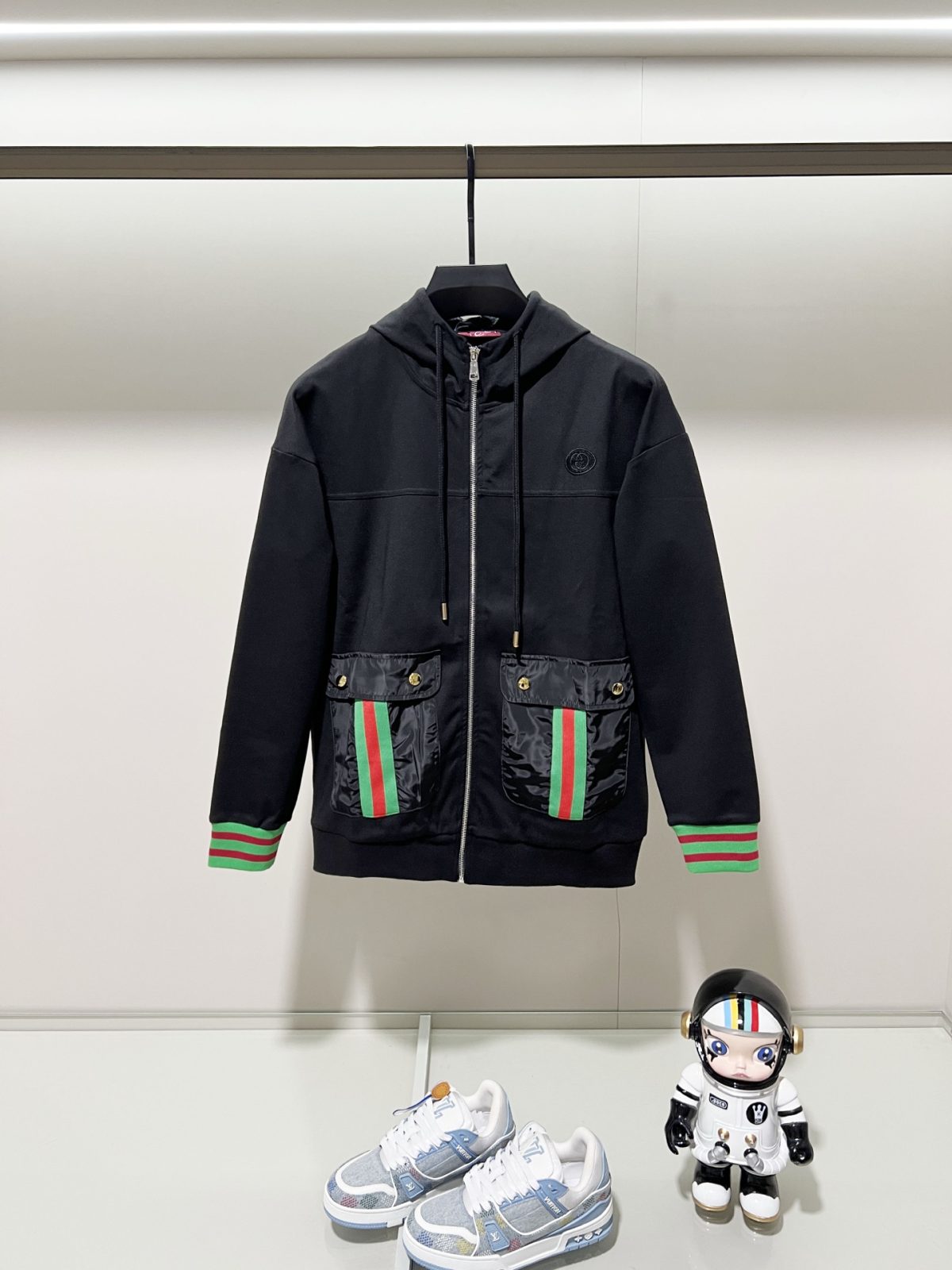 Gucci Unisex Jacket Size S-XXL - Image 1