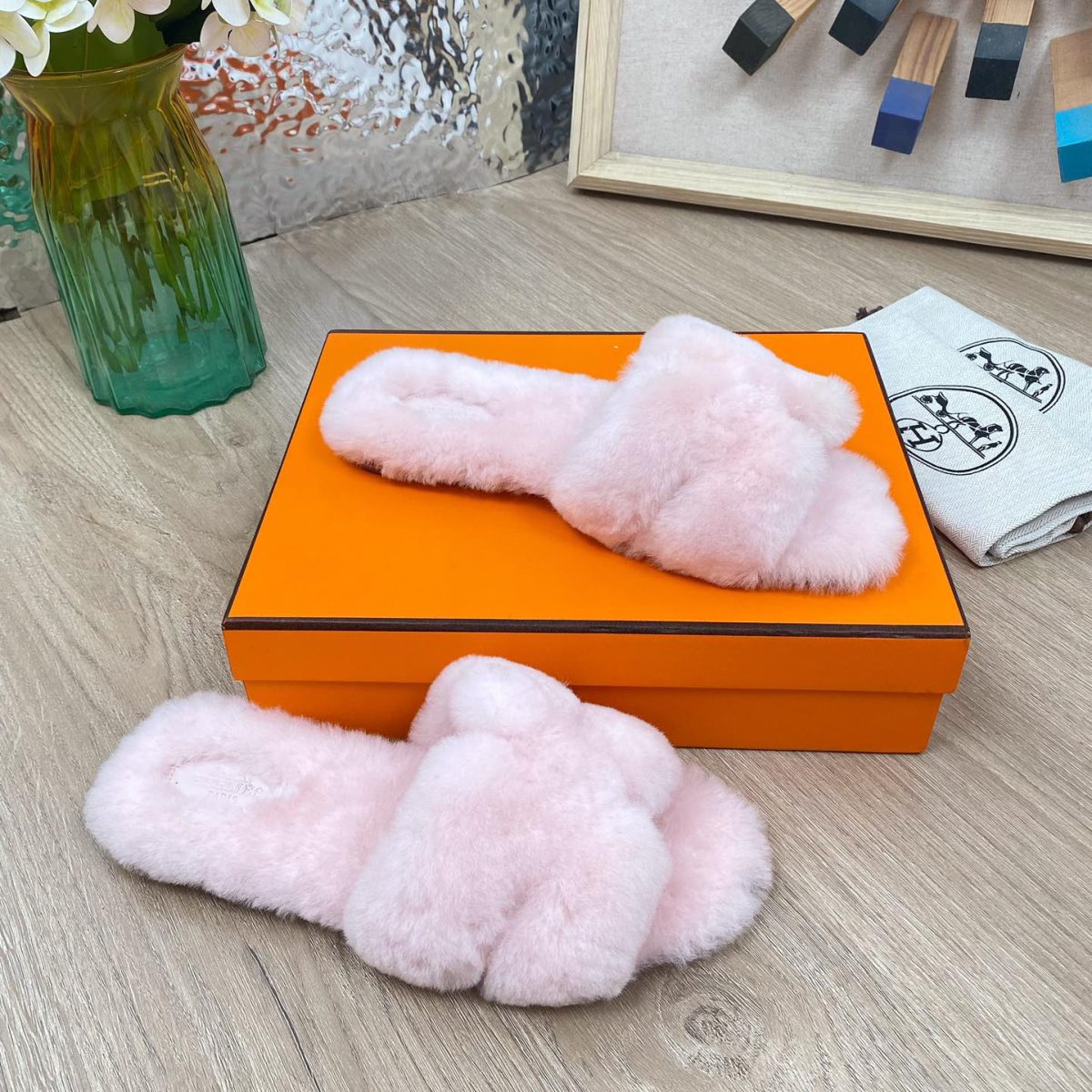 Hermes 23fw Women Winter Slippers Size 36-40 - Image 1