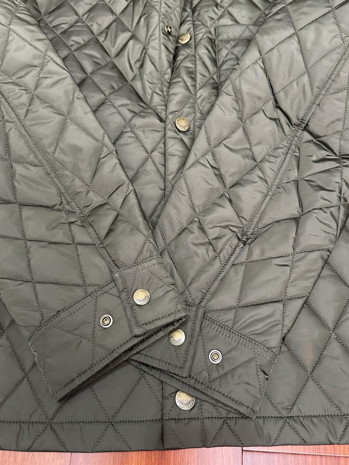 Burberry New Unisex Jacket Size S-XXL - Image 4