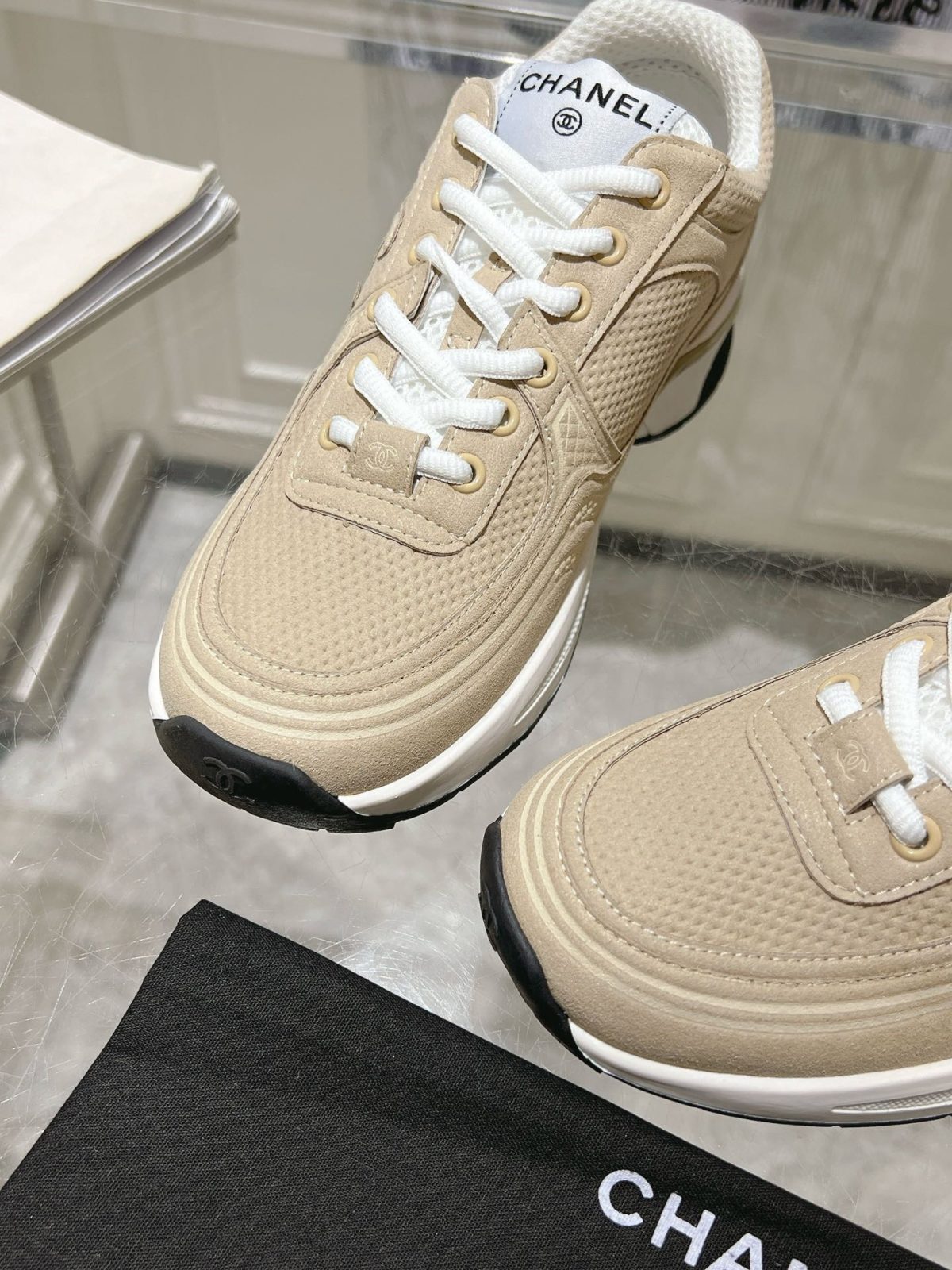 Chanel New Women Sneaker Size 35-41 - Image 7