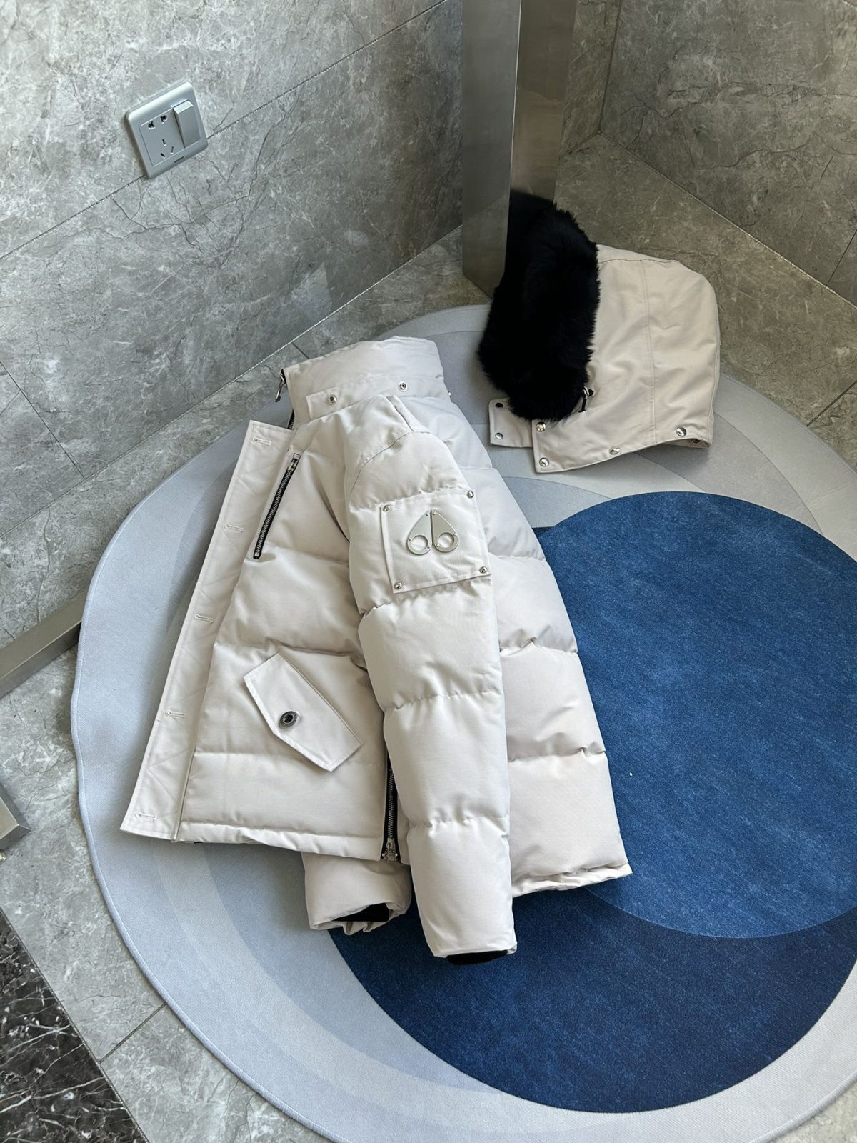 Moose Knuckles 06 Men Winter Jacket Size S-XXL Beige - Image 5