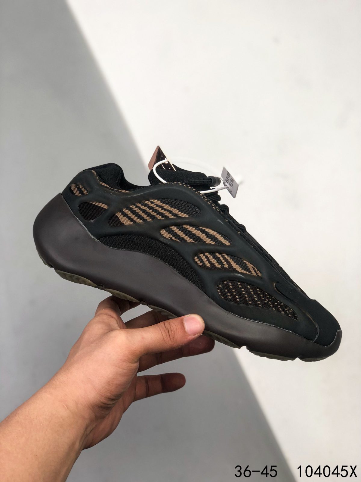 Yeezy 700 V3 Mens/Women's Sneakers Shoes 36 - 45 - Image 6