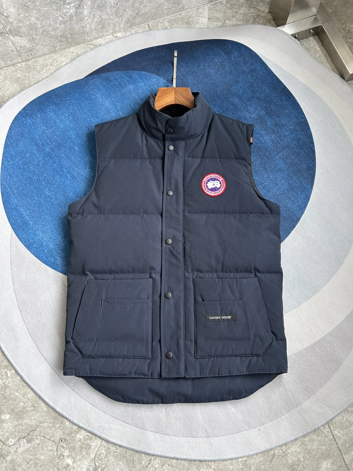 Canada Goose E20 Freestyle Vest-WD Men Winter Vest Size S-XXL - Image 3