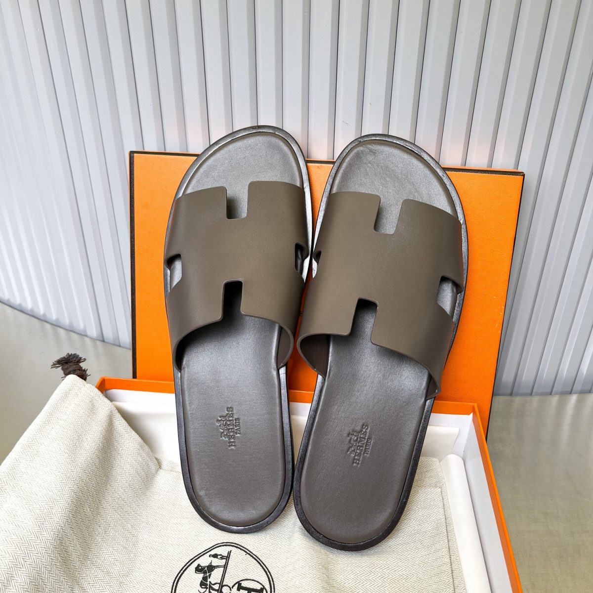 Hermes lzmir Sandals Size 40-45 - Image 8
