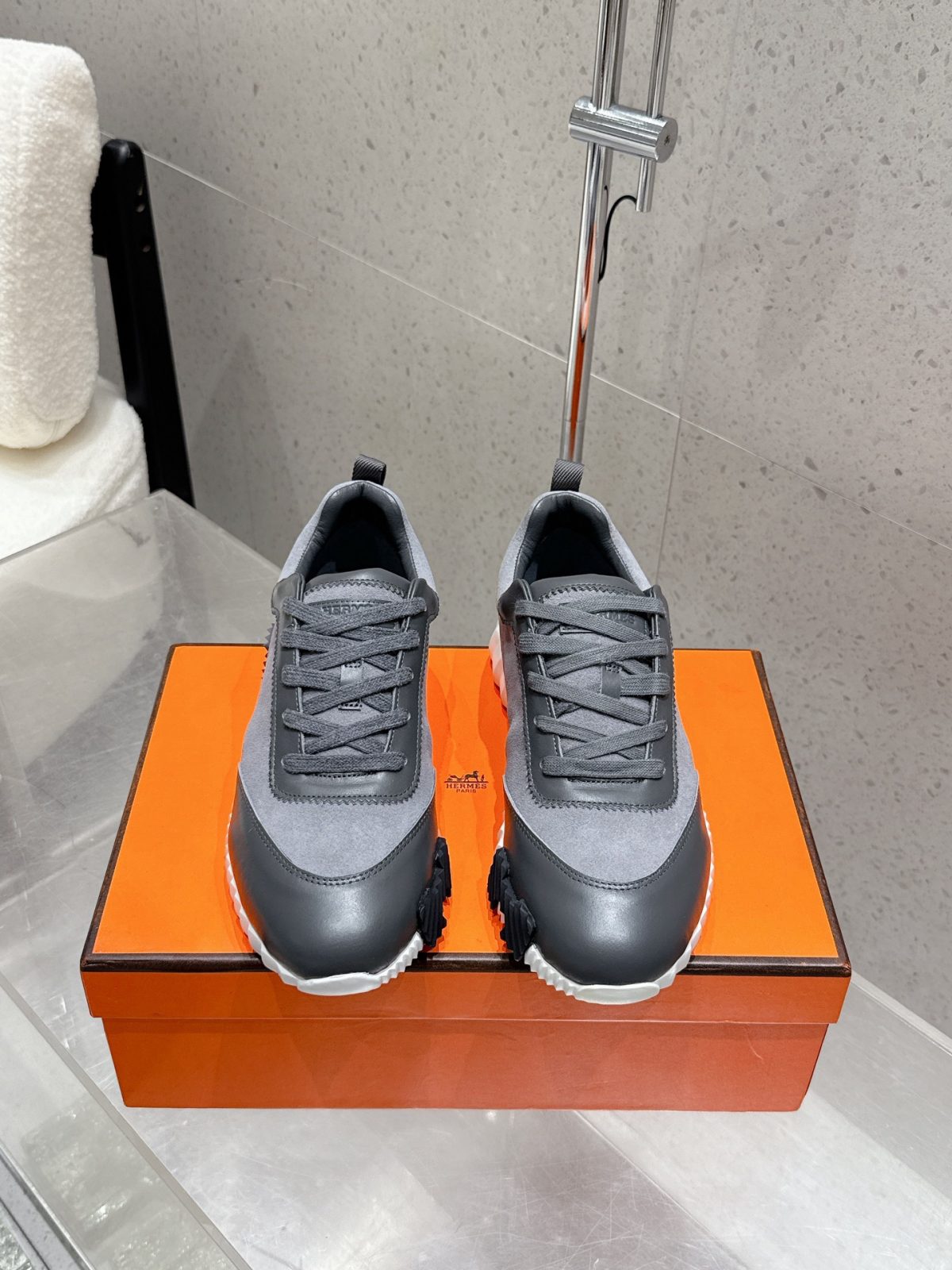 Hermes Bouncing Sneaker Size 36-46 - Image 2