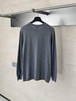 Gucci Unisex Sweatshirt Size S-XL - Image 7