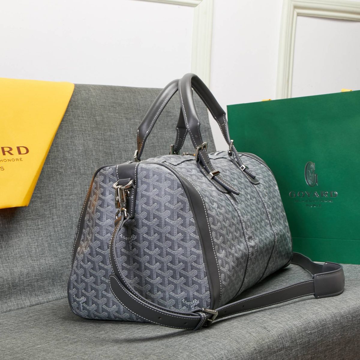 Goyard Bowling Travel Bags Size 48*28*22cm - Image 2