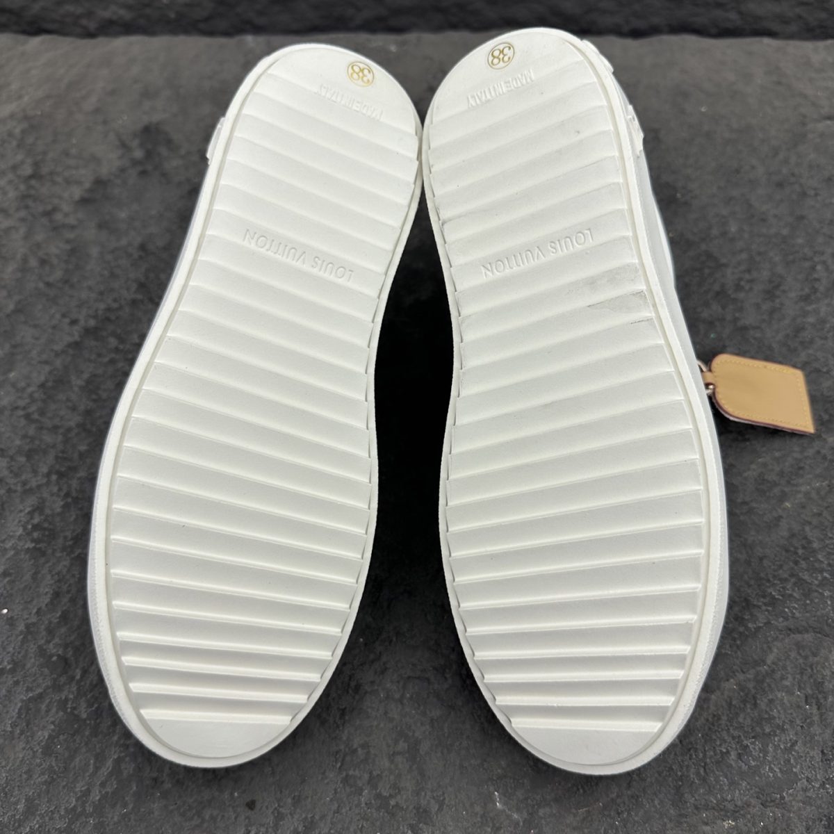 Louis Vuitton Time Out Sneaker Size 36-41 - Image 6