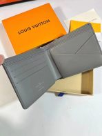 Louis Vuitton Men Wallet M62901 11.5*9*1.5cm - Image 5