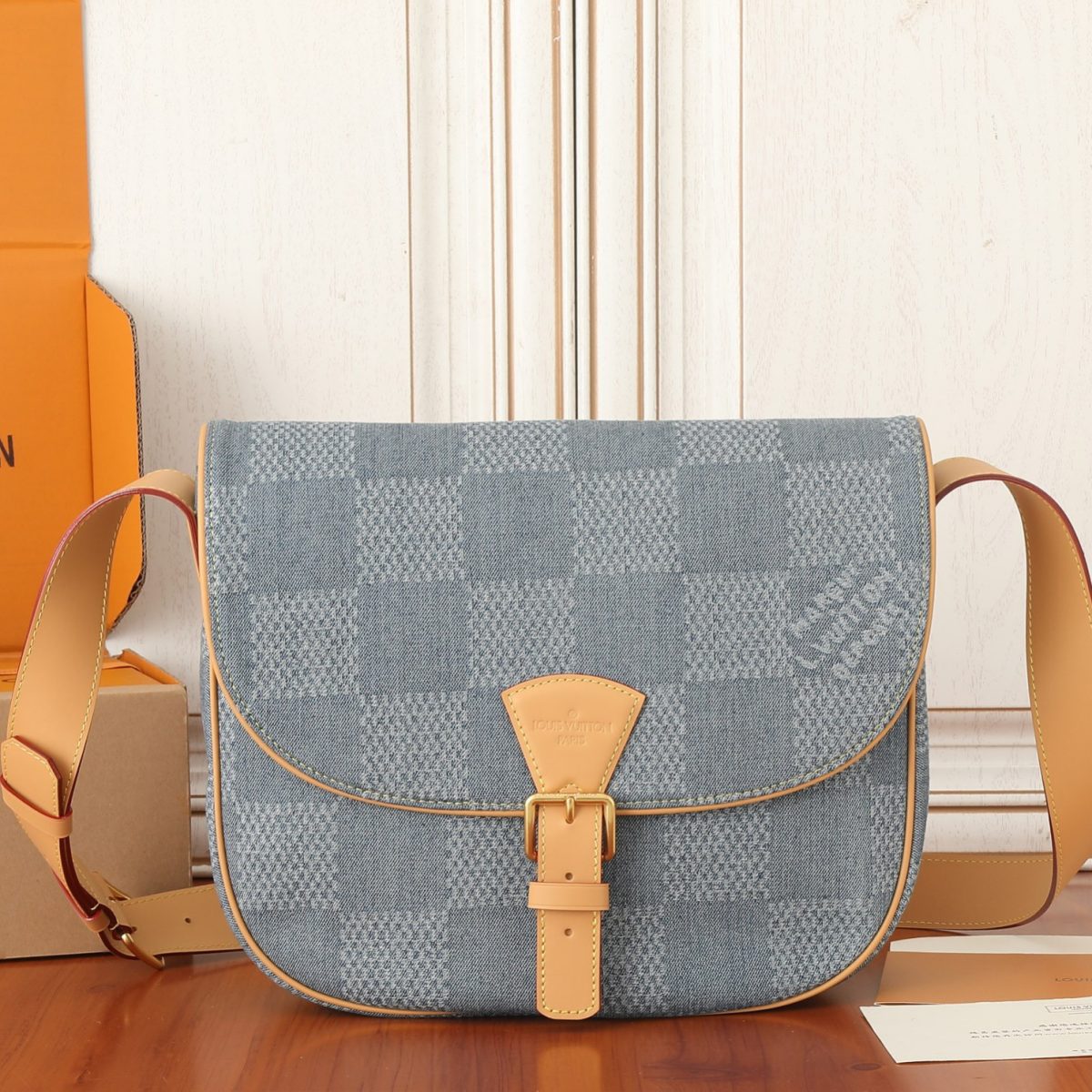Louis Vuitton N40743 Montsouris Messenger MM Shoulder Bags Size 35*29*12cm - Image 2
