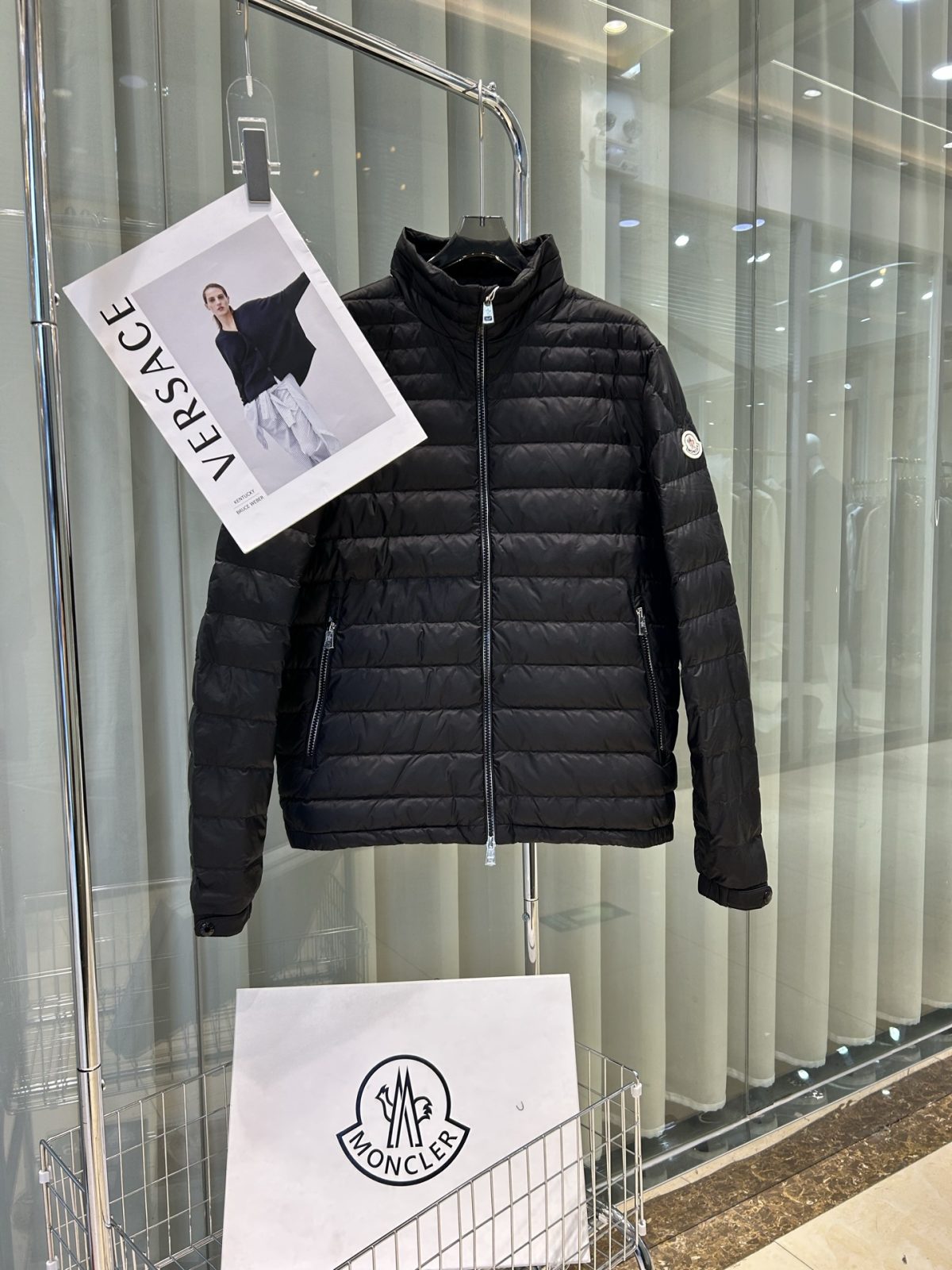 Moncler 25SS Arnique Down Jacket Size 1-5 - Image 1