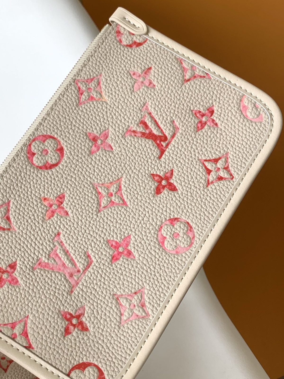 Louis Vuitton M24652 CarryAll Women Bags Size 29*24*12cm - Image 7