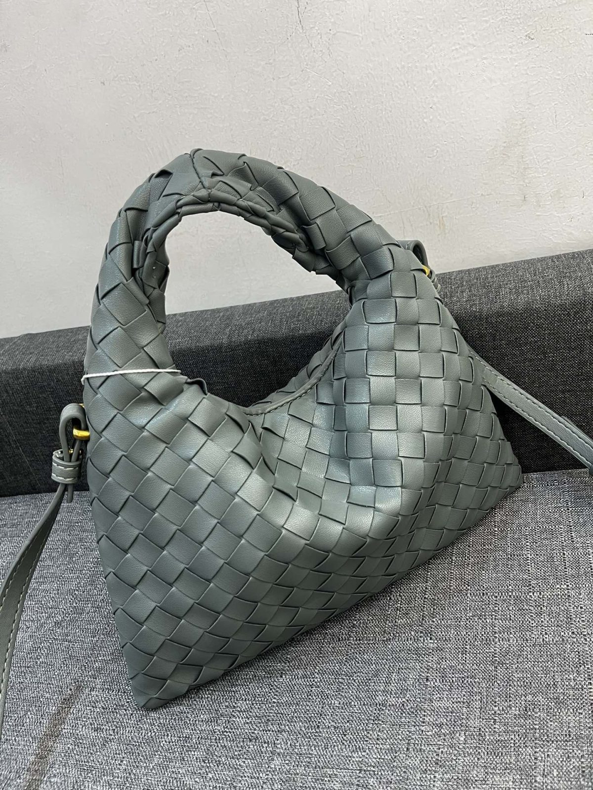 Bottega Veneta HO Shoulder Bags 28*17cm - Image 5