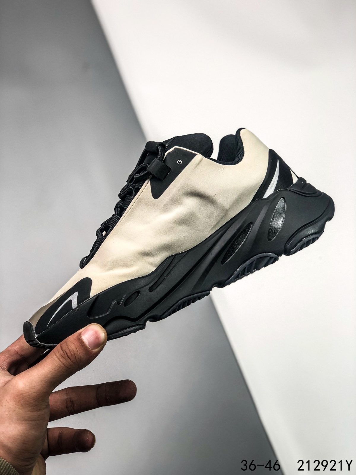 Yeezy 700 V2 Mens/Women's Sneakers Shoes 36 - 46 - Image 9