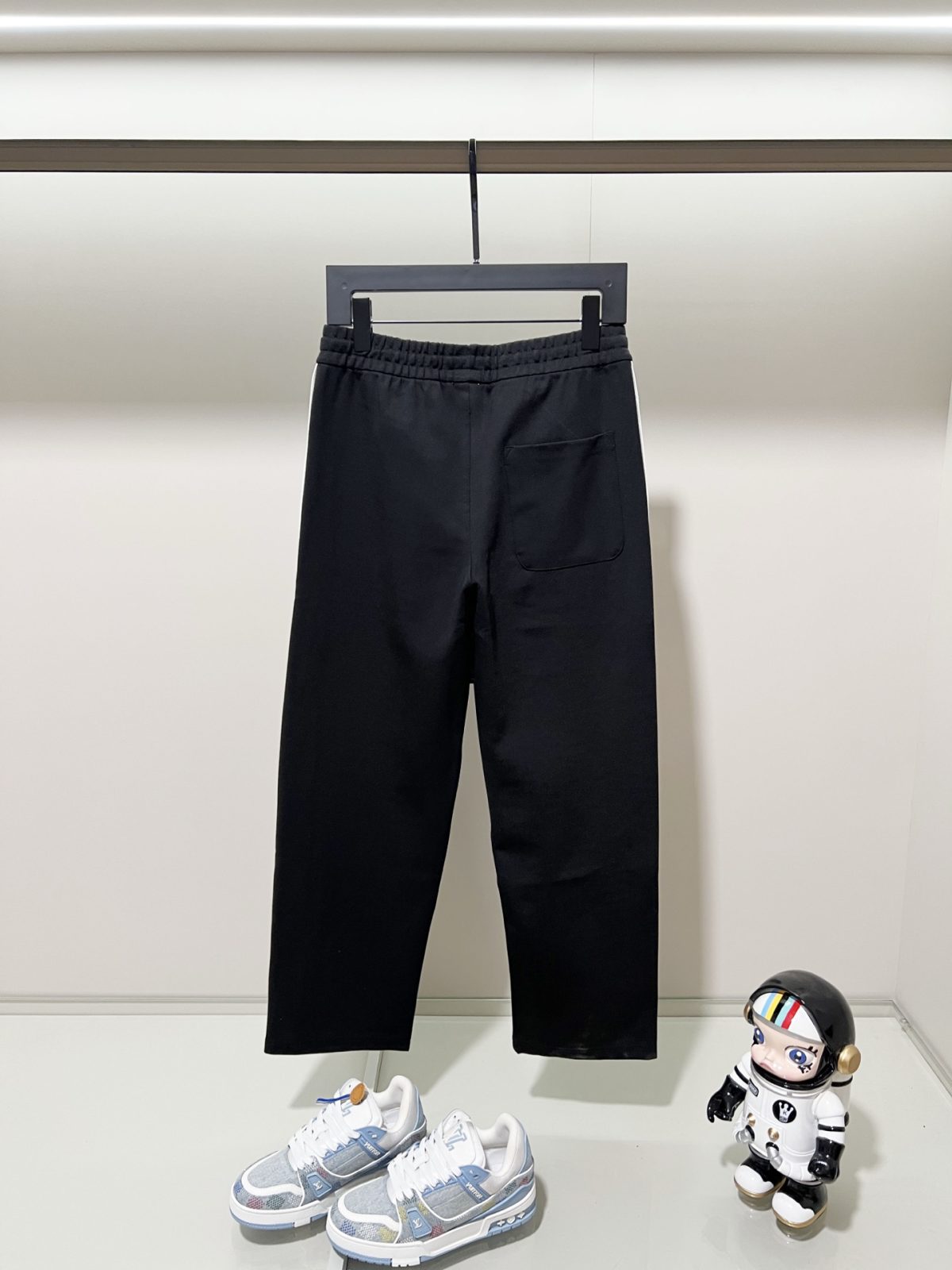 Loewe Unisex Pants Size S-XXL - Image 6