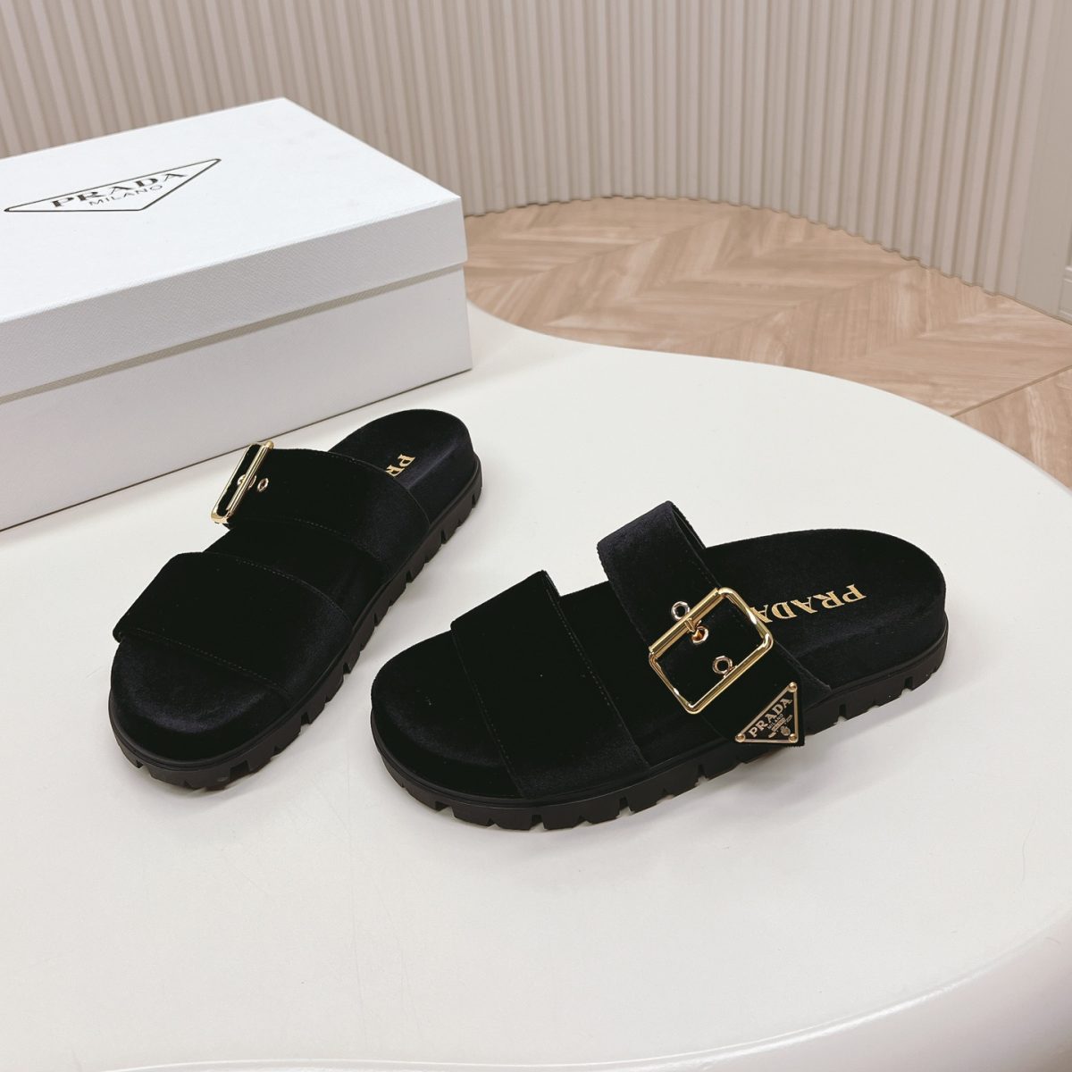 Prada 2024ss Slippers Size 36-40 - Image 1