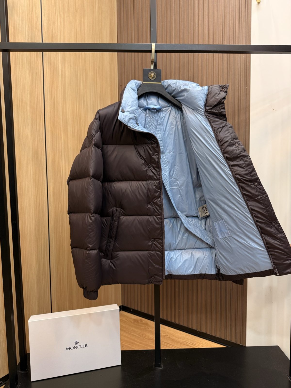 Moncler 25ss Derovx Unisex Winter Jacket Size 1-5 - Image 5