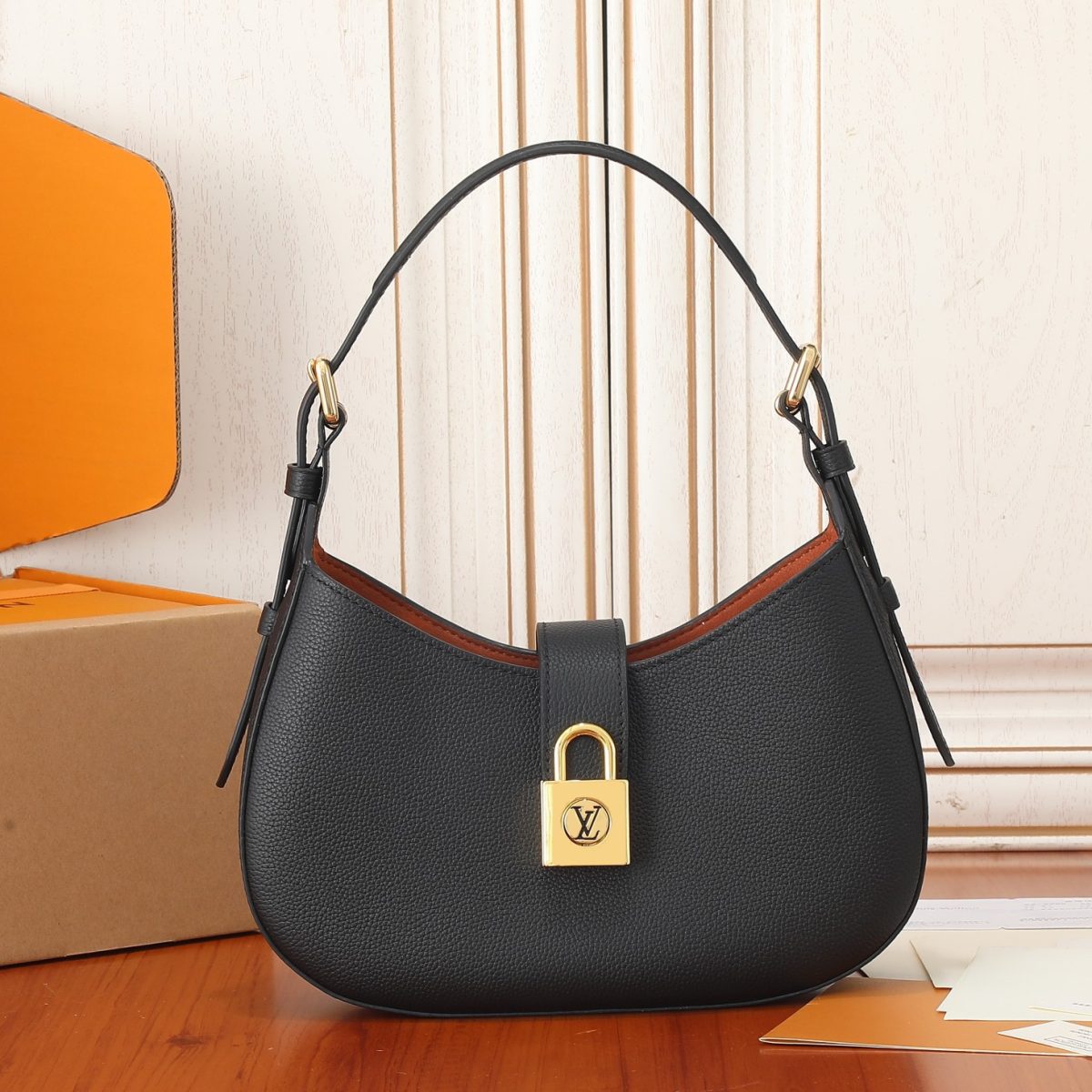 Louis Vuitton M24611 Low Key Shoulder Bag Size 26*18*7cm - Image 2