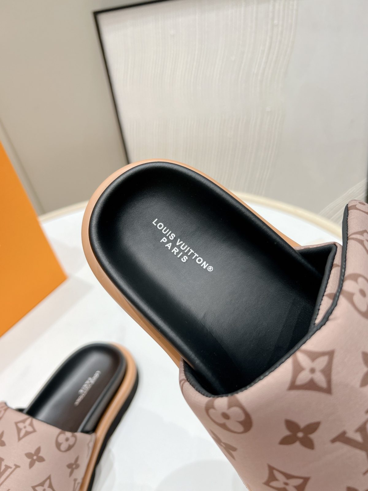 Louis Vuitton Slippers Size 36-45 - Image 8