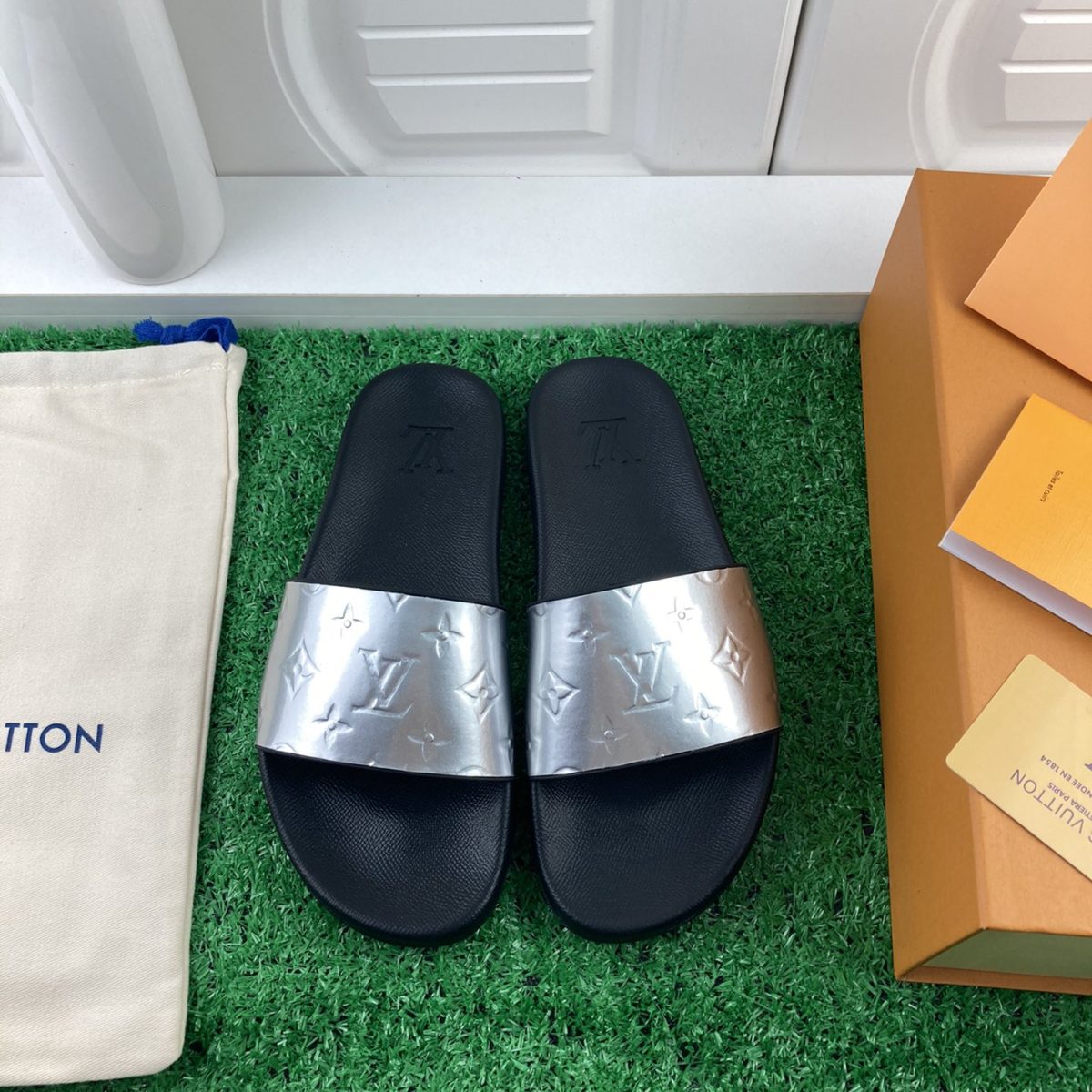 Louis Vuitton 2024ss Candy Series Slippers Size 36-45 - Image 1