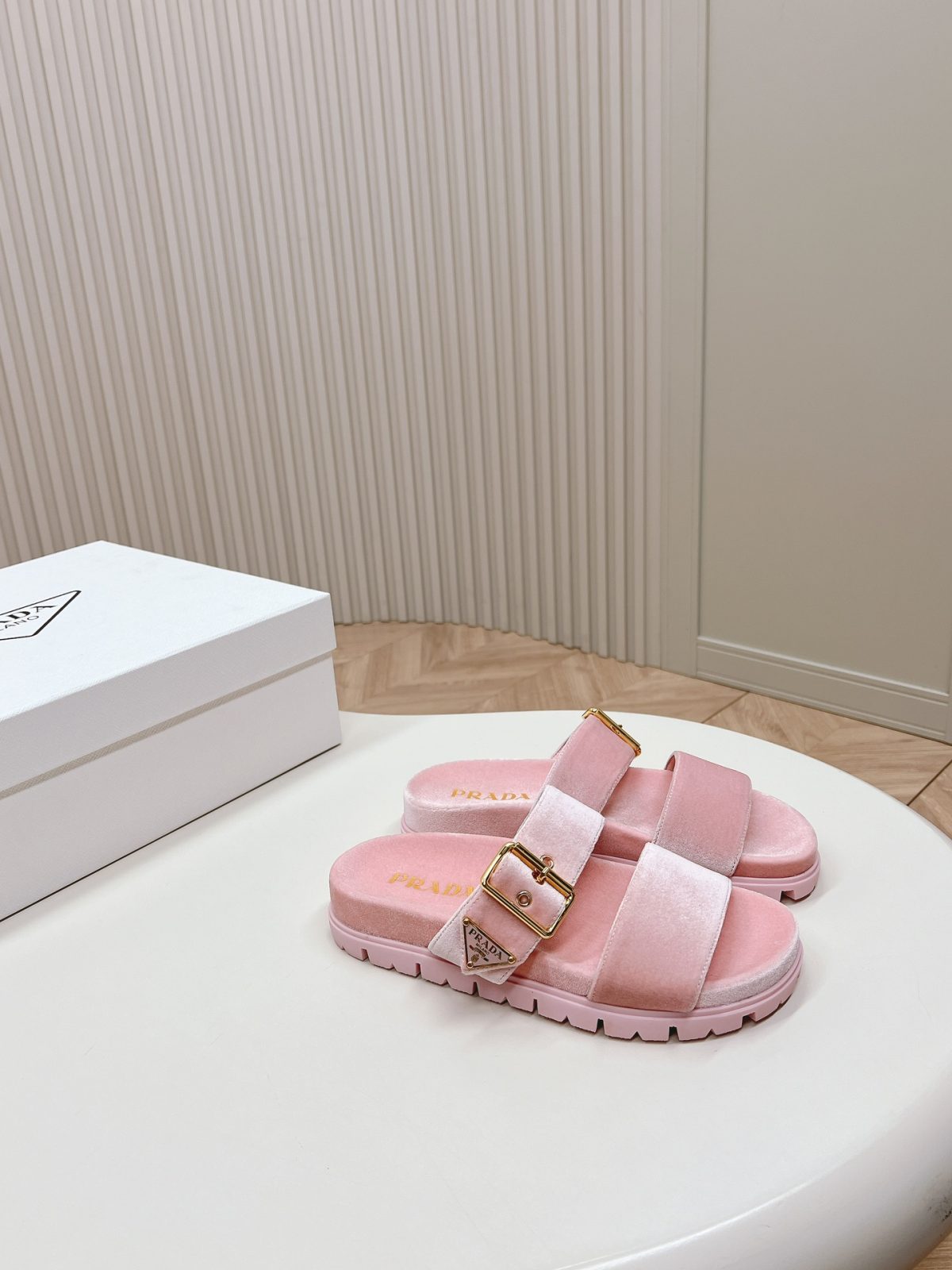 Prada 2024ss Slippers Size 36-40 - Image 3