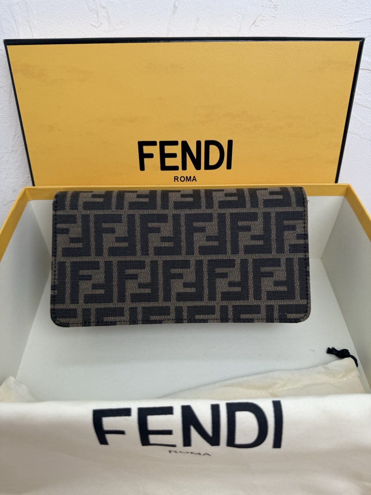 Fendi Shoulder Bags Size 21*11*5cm - Image 2