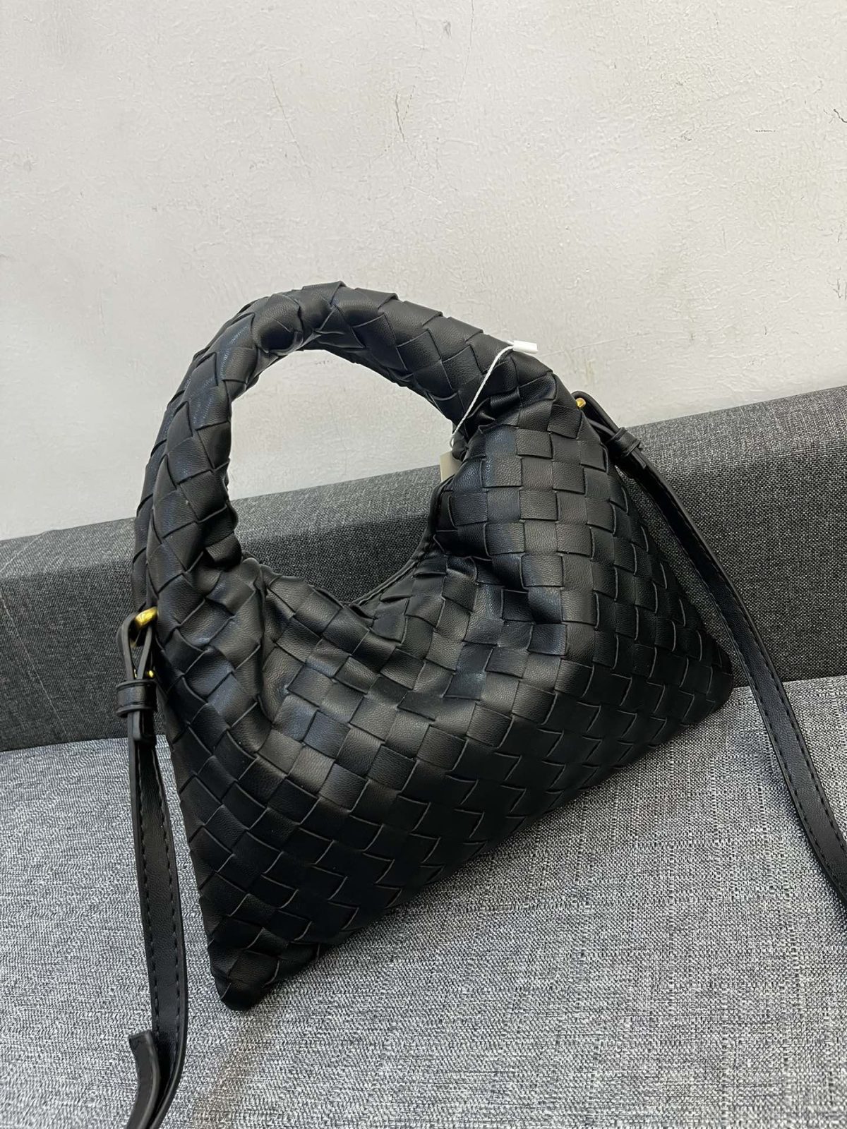 Bottega Veneta HO Shoulder Bags 28*17cm - Image 5
