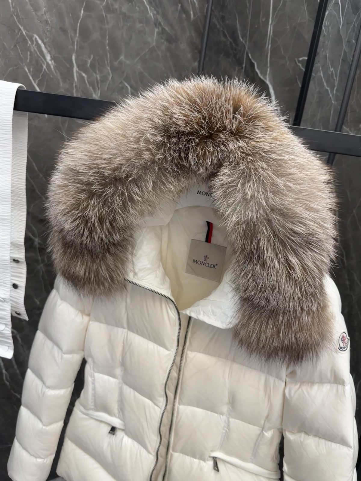 Moncler Boed Women Down Jacket Size S-XL - Image 7