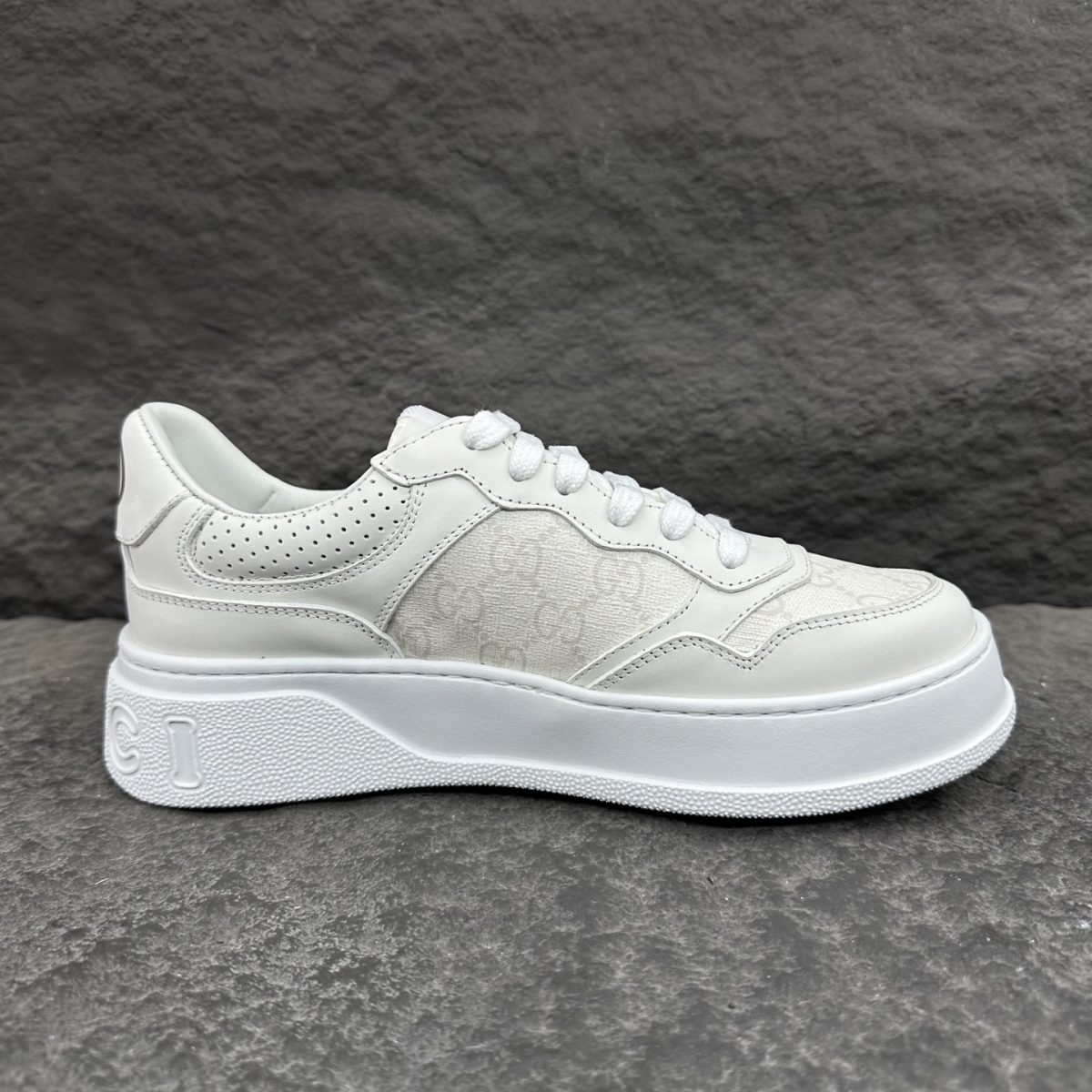 Gucci GG Supreme Sneaker Size 36-46 - Image 9