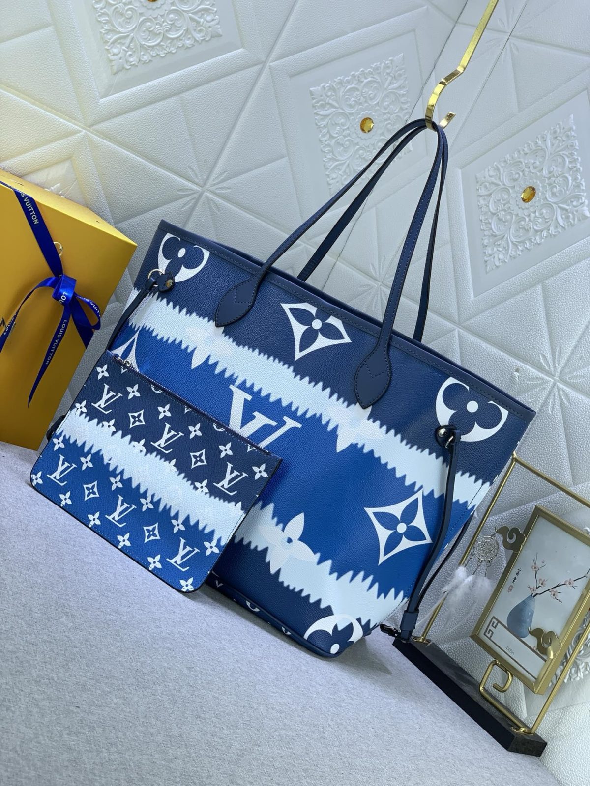 Louis Vuitton Shopping Bags 31*28.5*17cm - Image 2