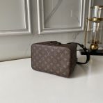 Louis Vuitton M44020 NéoNoé Women Bags Size 27*26*22cm - Image 5
