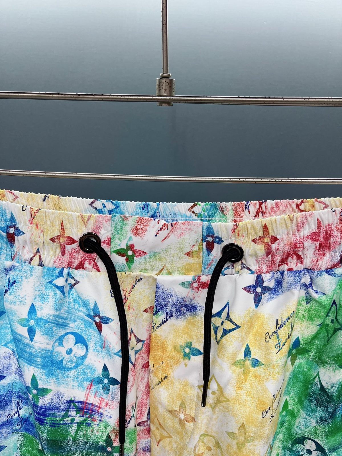 Louis Vuitton Beach Pants Size M-XXXL - Image 3