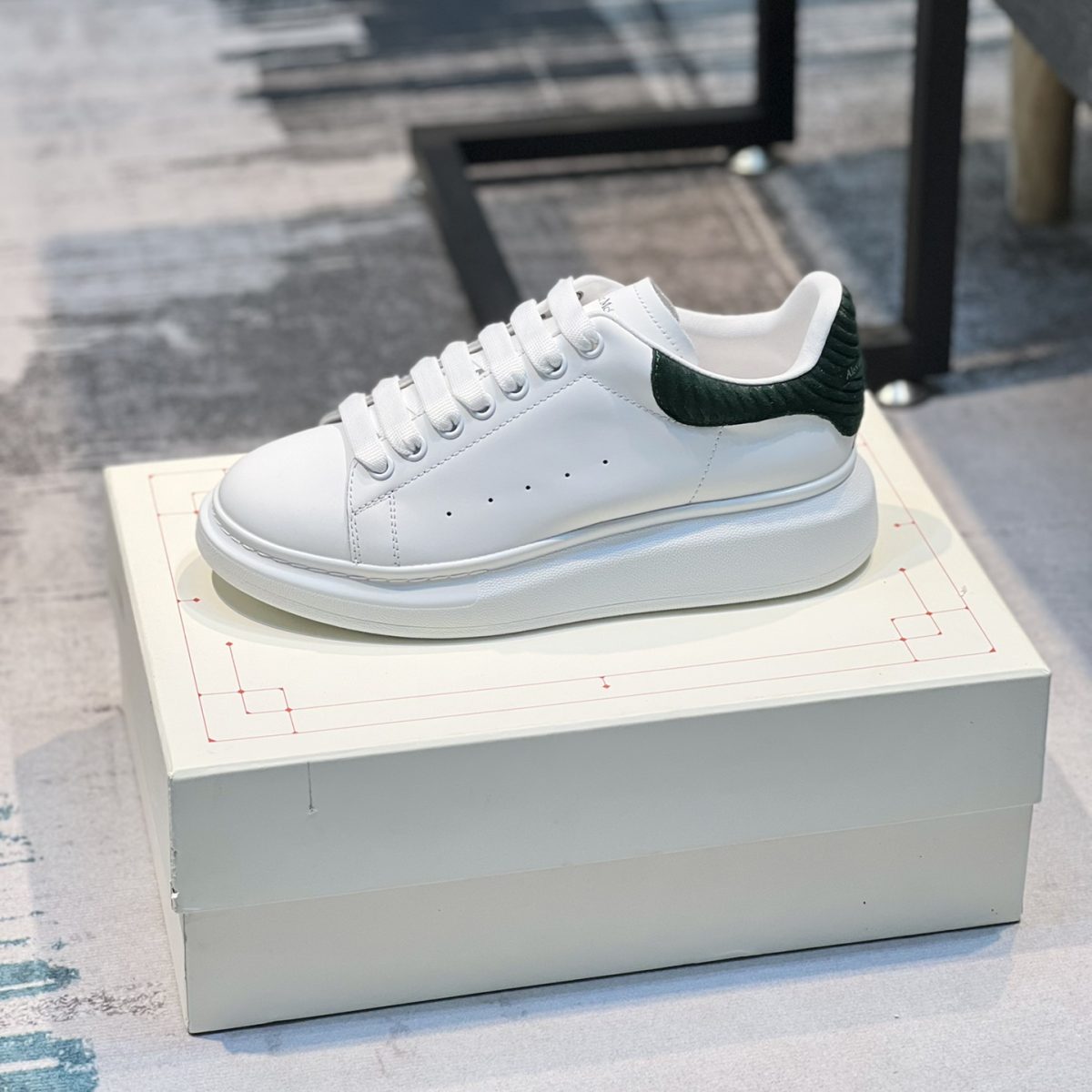 Alexander McQueen Men's/Women Sneakers Shoes Gr. 36 - 46 - Image 1