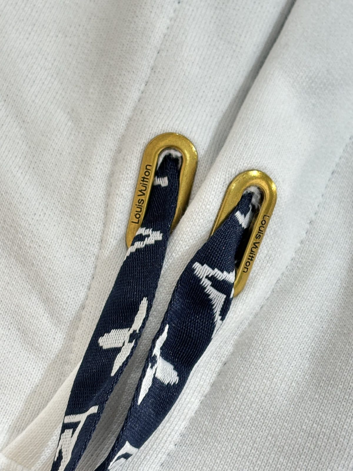 Louis Vuitton Unisex Sweatshirt Size S-XL - Image 2