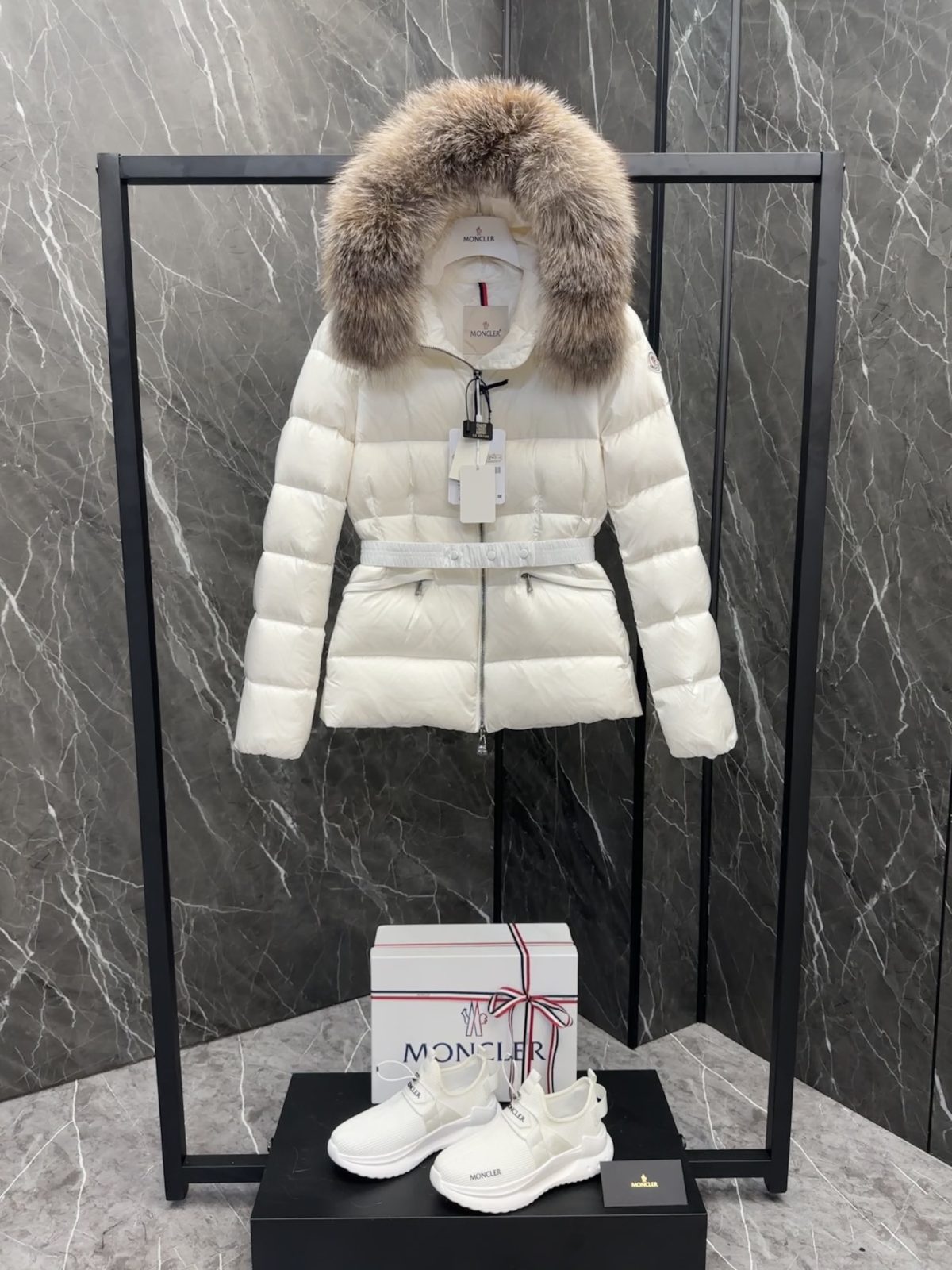 Moncler Boed Women Down Jacket Size S-XL - Image 1