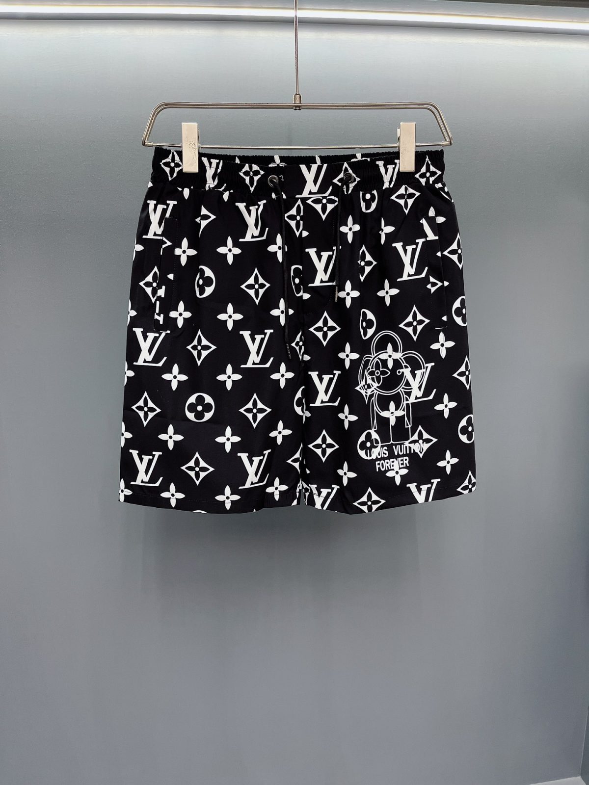 Louis Vuitton Beach Pants Size M-XXXL - Image 1