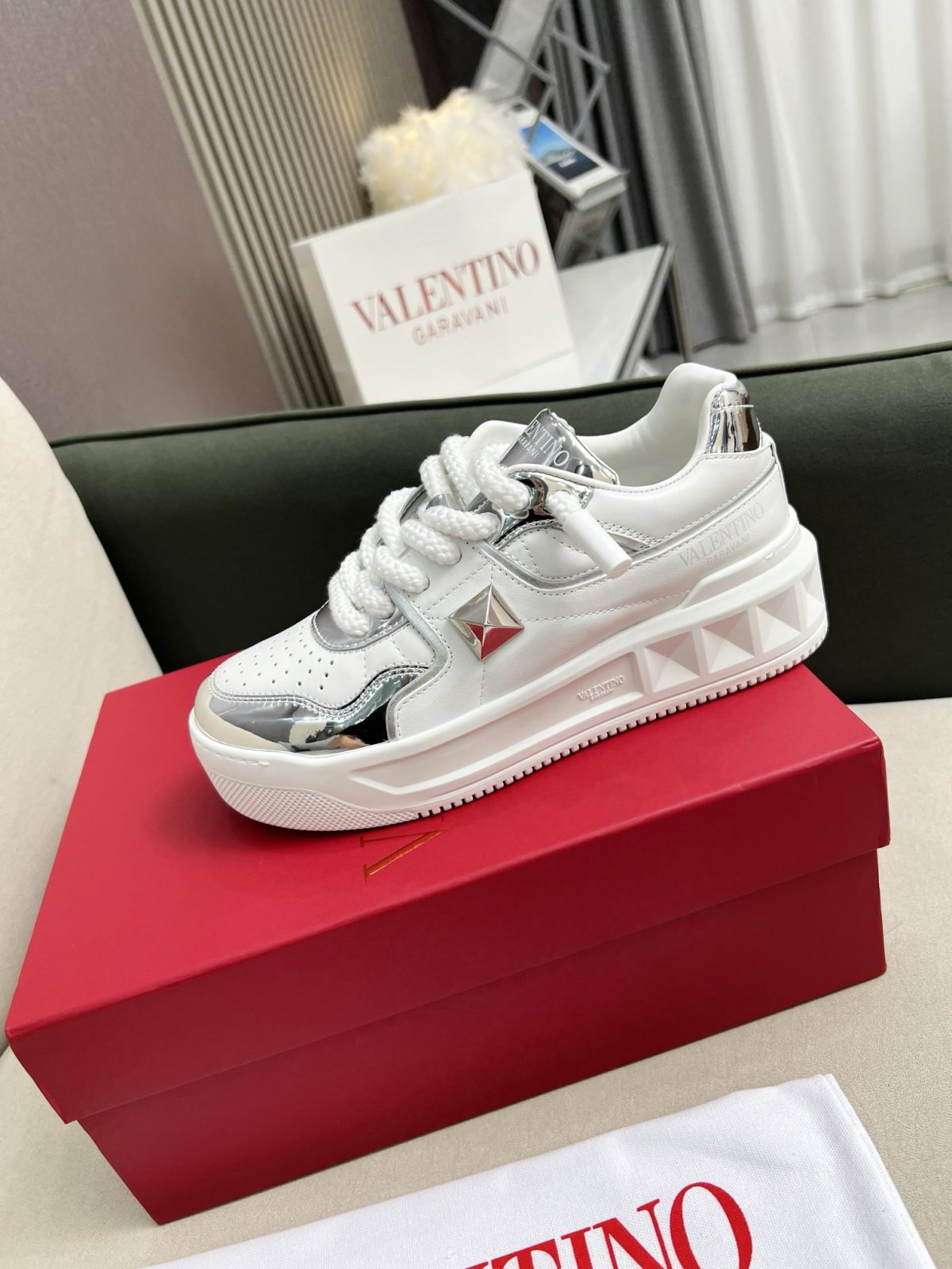 Valentino 2023 new Sneaker size 35-46 - Image 6